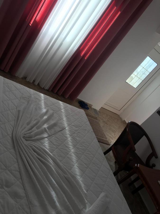 Panorama Rooms Elbasan Luaran gambar
