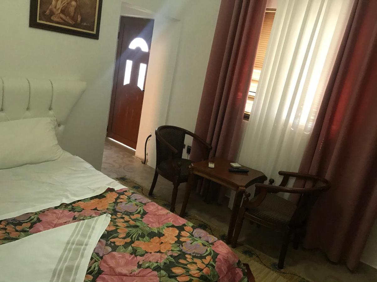 Panorama Rooms Elbasan Luaran gambar